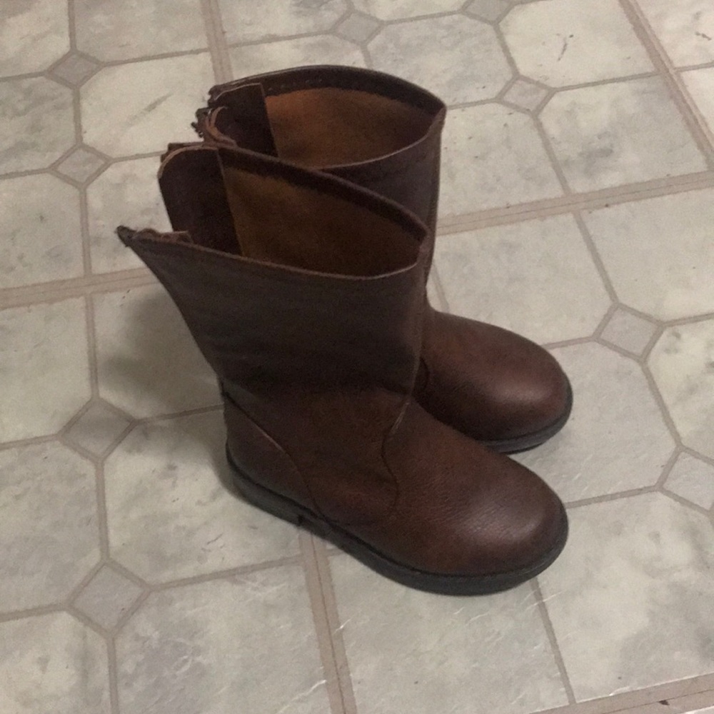 NWOT! Kenneth Cole toddler boots